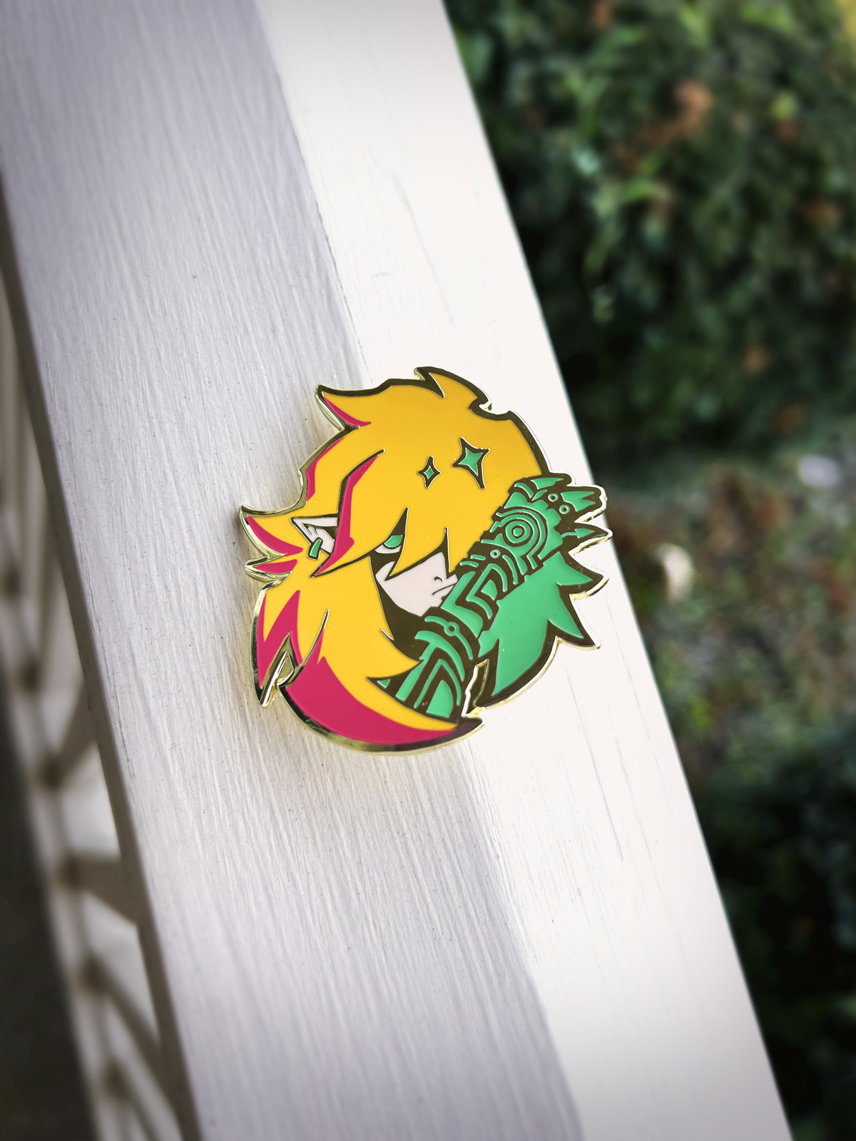 Link Glow in the Dark Pin